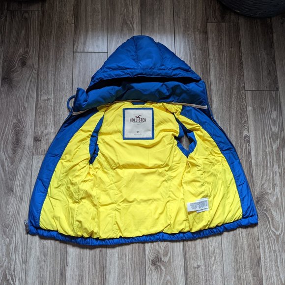 EUC (XS) - HOLLISTER Down Vest - Picture 4 of 9